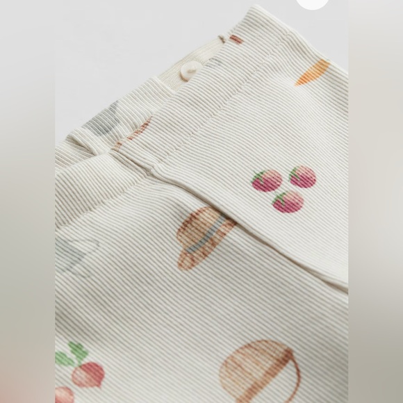 H&M Baby 2-Piece Pointelle Jersey Set Garden Vegetables Carrots Radish Kids 2T - Picture 4 of 4